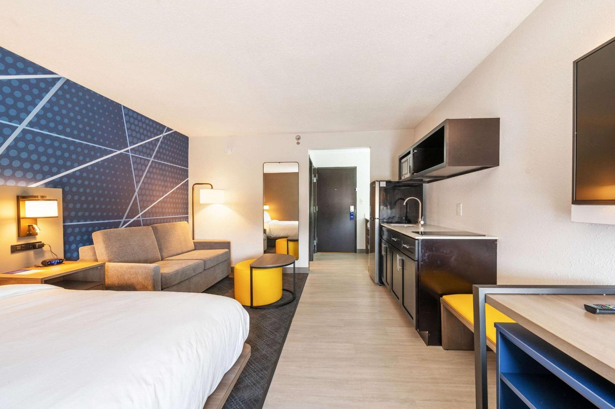 Comfort Inn Mayfield Heights Cleveland East Экстерьер фото
