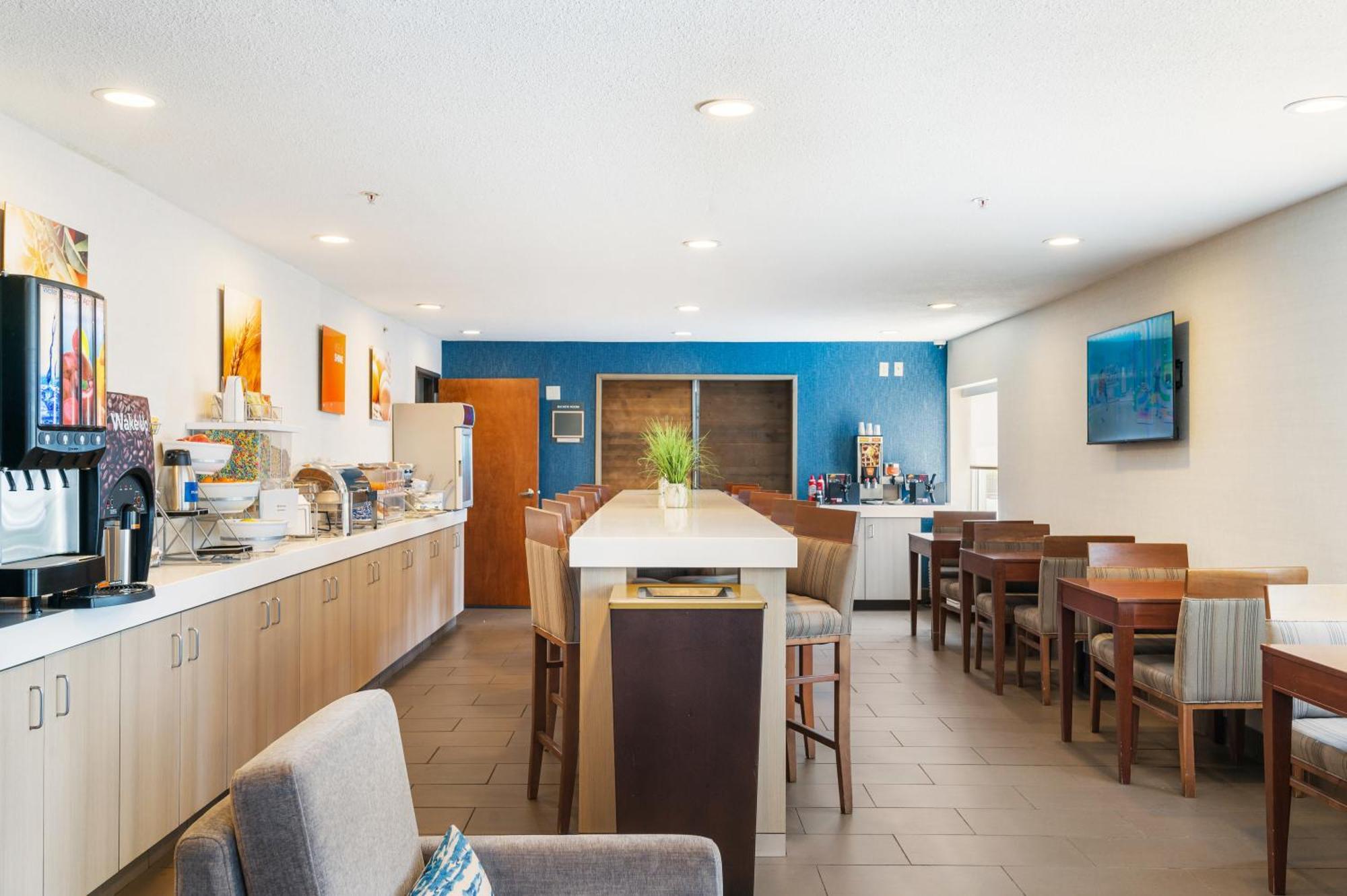 Comfort Inn Mayfield Heights Cleveland East Экстерьер фото